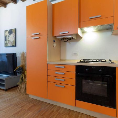 La Piccola Corte Al 24 - Affitti Brevi Italia 莱科 外观 照片